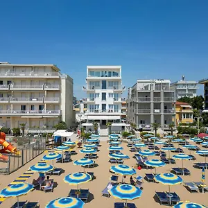 3* Hotel Boston 3 Stelle Superior Frontemare